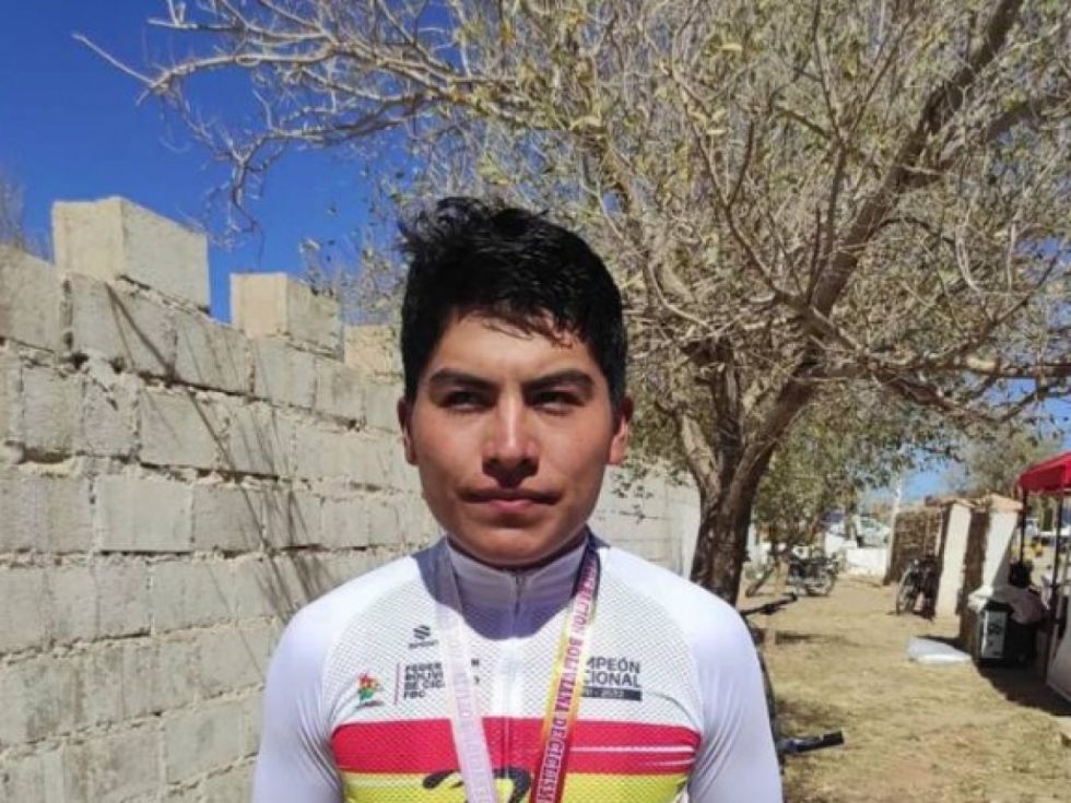 Atropellan a campeón nacional de ciclismo, está en terapia intensiva