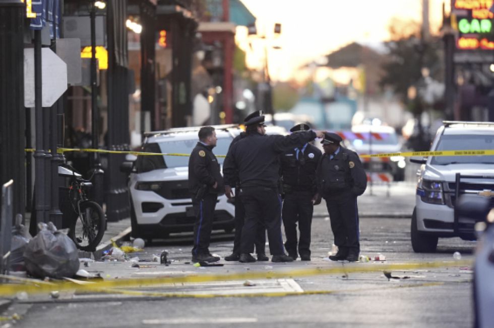 Así fue el atropello seguido de tiroteo en Nueva Orleans