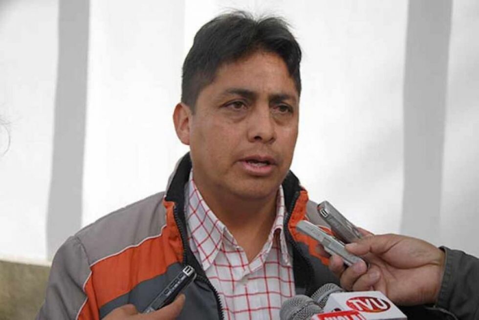 Gira niega malos tratos y denuncia “difamación”