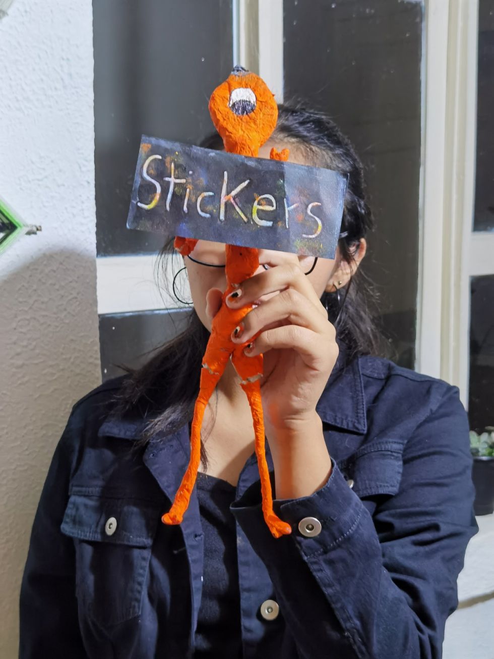 Stickers y prevotellas en el arte de Elena Martínez