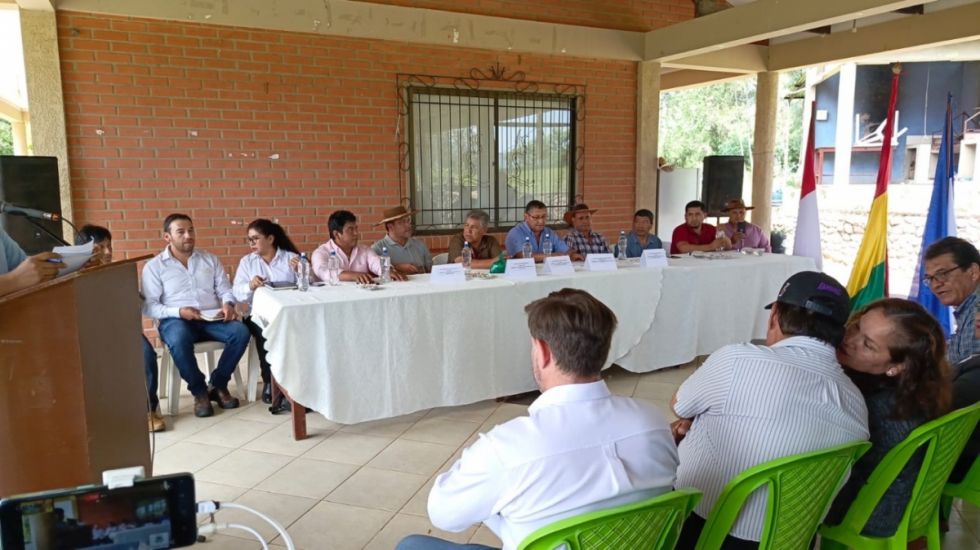 Estudian tramo vial entre San Simón y Huacareta
