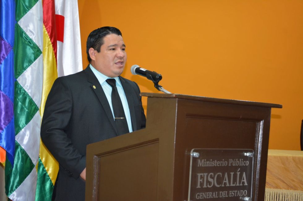 Fiscal General reconoce “percances” para aprehender a Evo