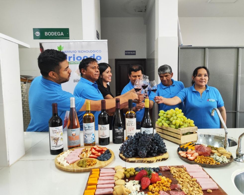 Invitan a ser parte de la carrera de Viticultura y Enología