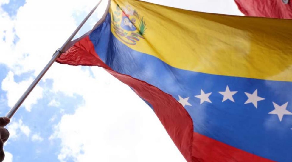 Canciller denuncia atentado contra la residencia diplomática de Venezuela en La Paz