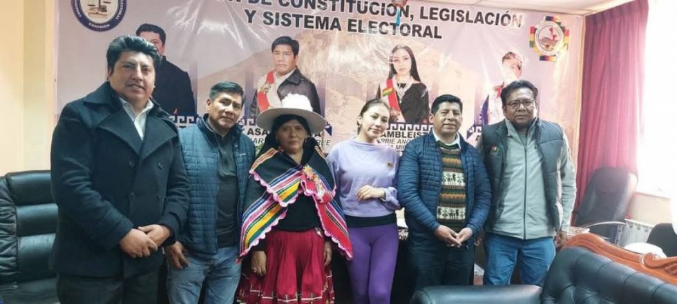 TSE y Asamblea de Potosí organizarán talleres y seminarios de cara a las elecciones generales TSE y Asamblea de Potosí organizarán talleres y seminarios de cara a las elecciones generales