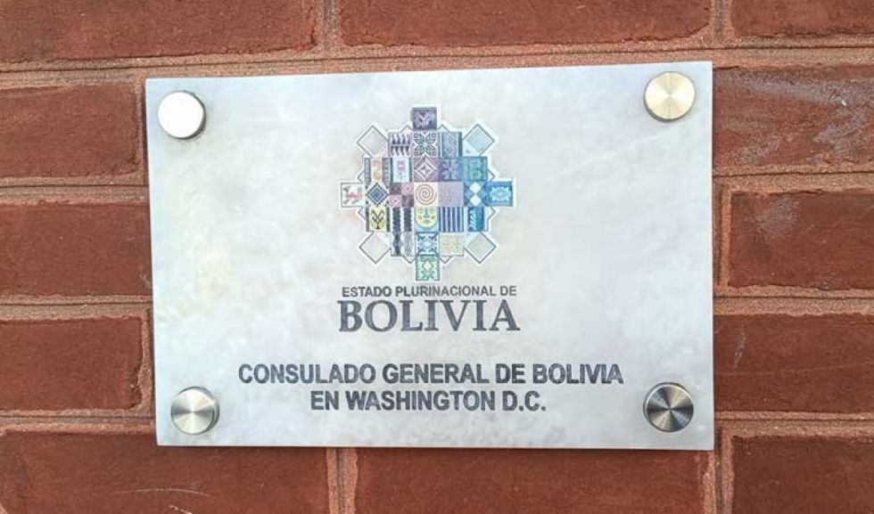 Cancillería descarta deportación masiva de bolivianos desde EEUU