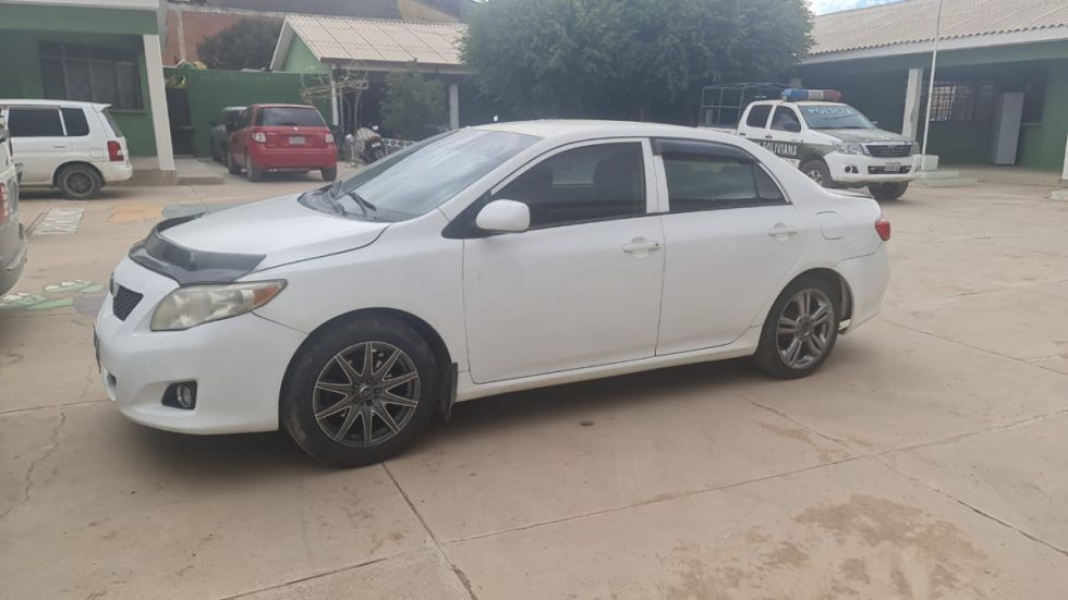Tras un año de búsqueda, recuperan auto robado