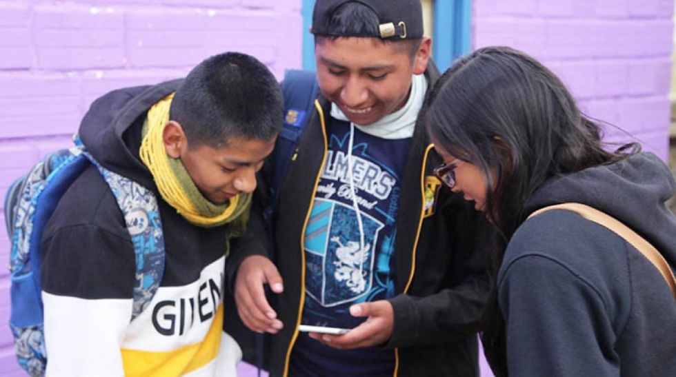 Mensajes de odio y redes sociales: cómo evitar que tu hijo caiga en la trampa Mensajes de odio y redes sociales: cómo evitar que tu hijo caiga en la trampa