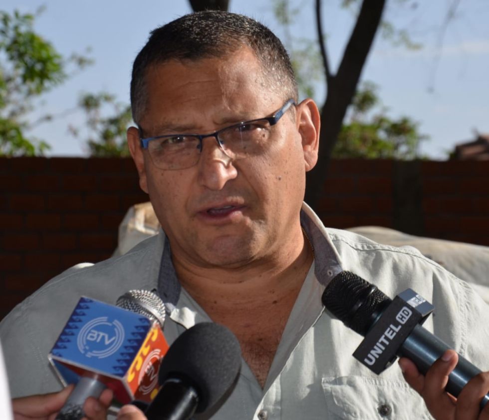 Montes conversará con candidatos opositores en busca de la unidad