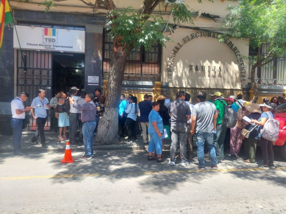 Líos en el MAS quiebran la unidad de las organizaciones sociales