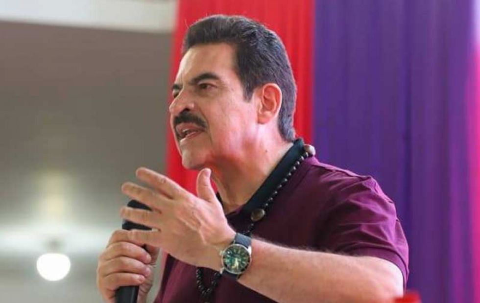 Manfred llama ‘sicario de la juntucha’ al diputado que denunció su declaración jurada
