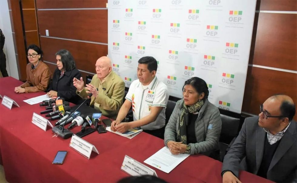 Semana del TSE: Calendario electoral, Evo, TREP y el binomio partidario