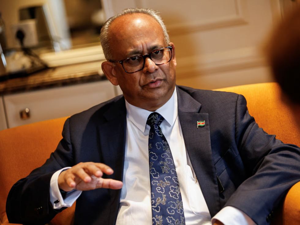 ¿Quién es Ramdin, el secretario general electo de la OEA?