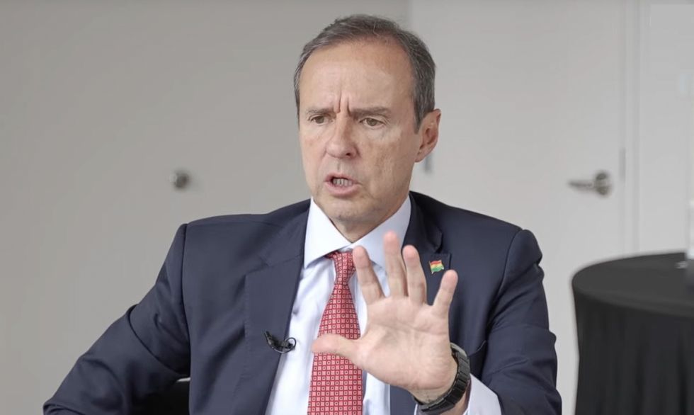 Tuto advierte 'fiasco e improvisación' de la reunión convocada por el Gobierno por la crisis