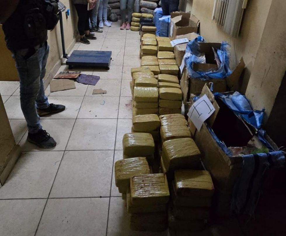 Hallan 201 kilos de marihuana en Bermejo