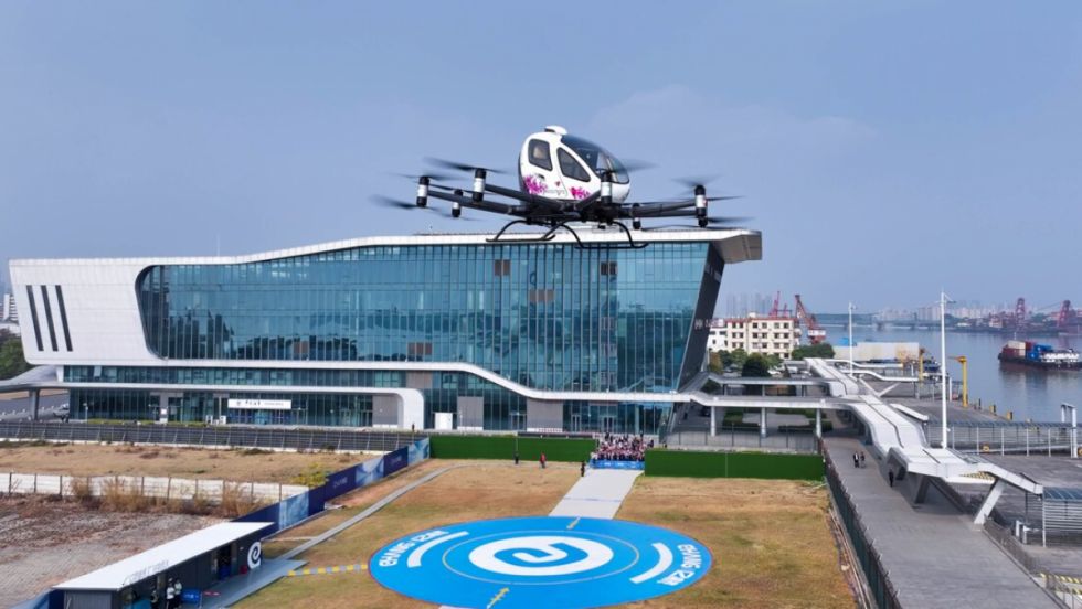 China da luz verde a los primeros taxis voladores