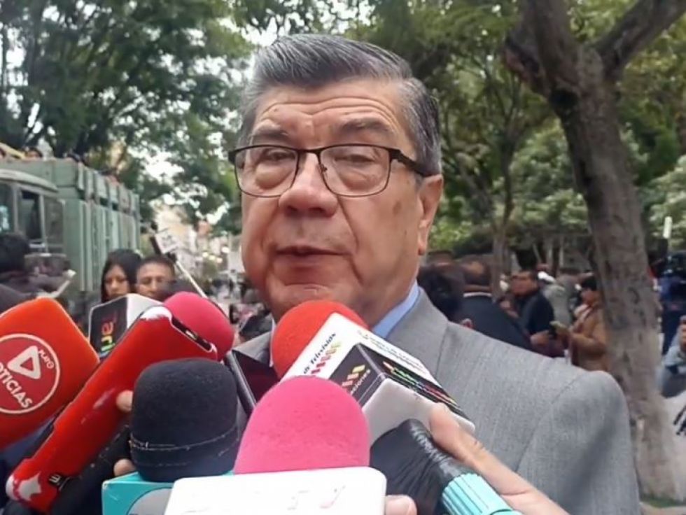 UAJMS descarta rebaja salarial y apuesta por generar recursos propios