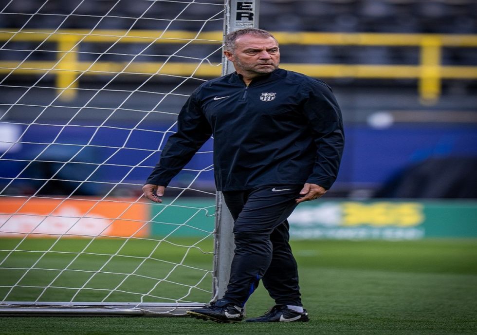 Hansi Flick:  "¿Szczesny hasta el final? No  puedo responderlo al 100%"