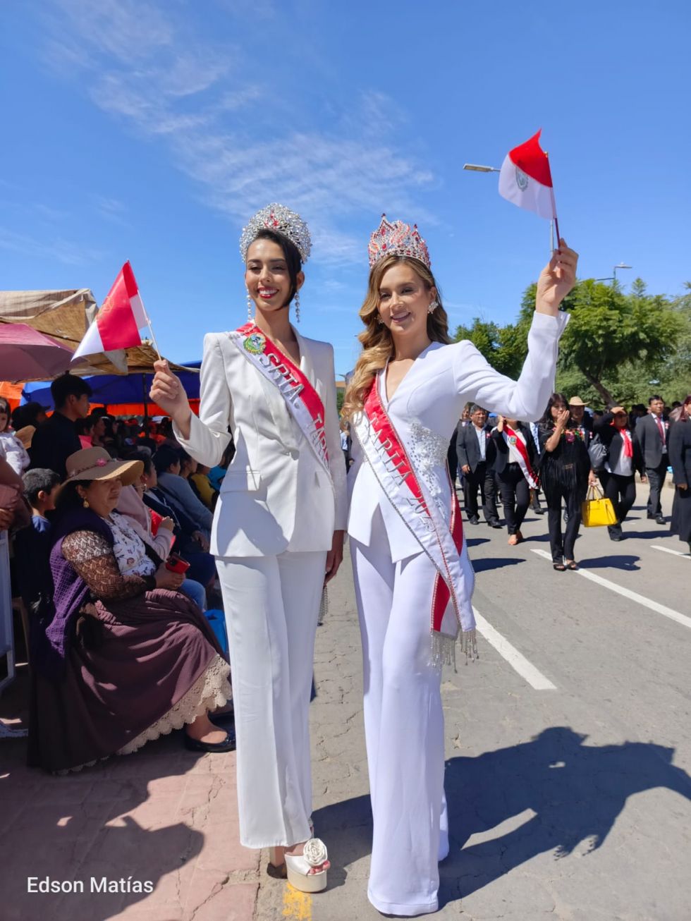 Búscate en el desfile del 15 de Abril (Fotos)