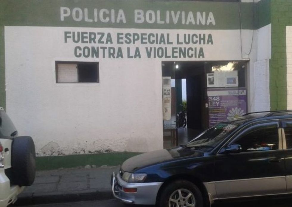 Tarija: Le dio una golpiza frente a familia y amigos