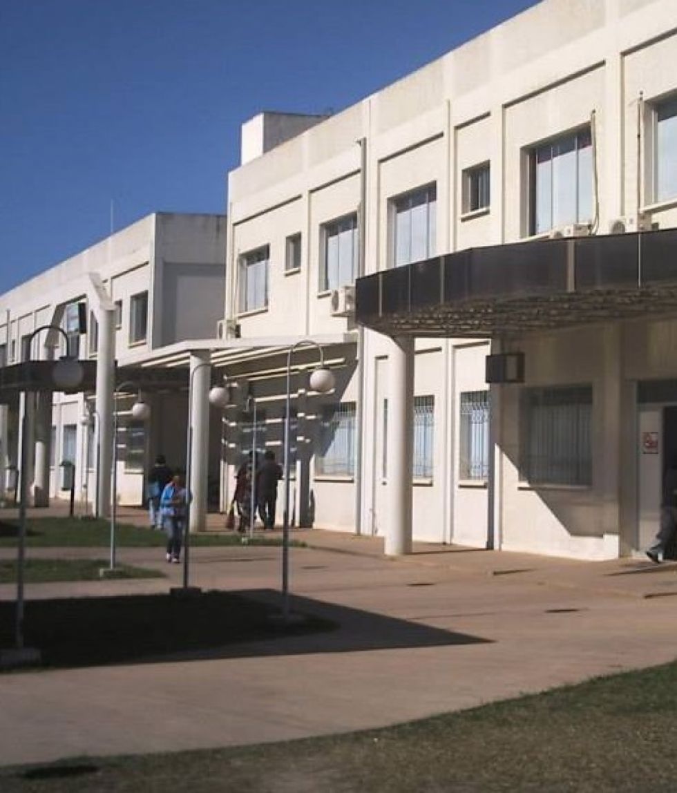 Caraparí: Crisis en el Hospital por retiro de personal calificado