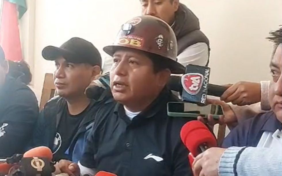 Huarachi dice que empresas deben retribuir con alza salarial las medidas que recibieron a su favor