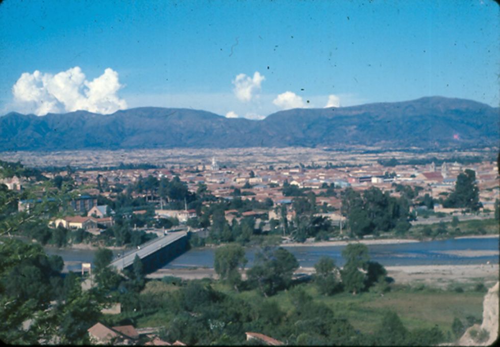 Tarija desde el puente San Martín en los años  de 1970
