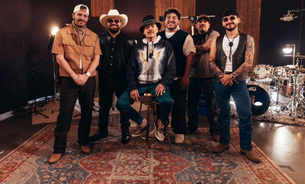 “Me Retiro”, la colaboración de Carlos Santana y el Grupo Frontera