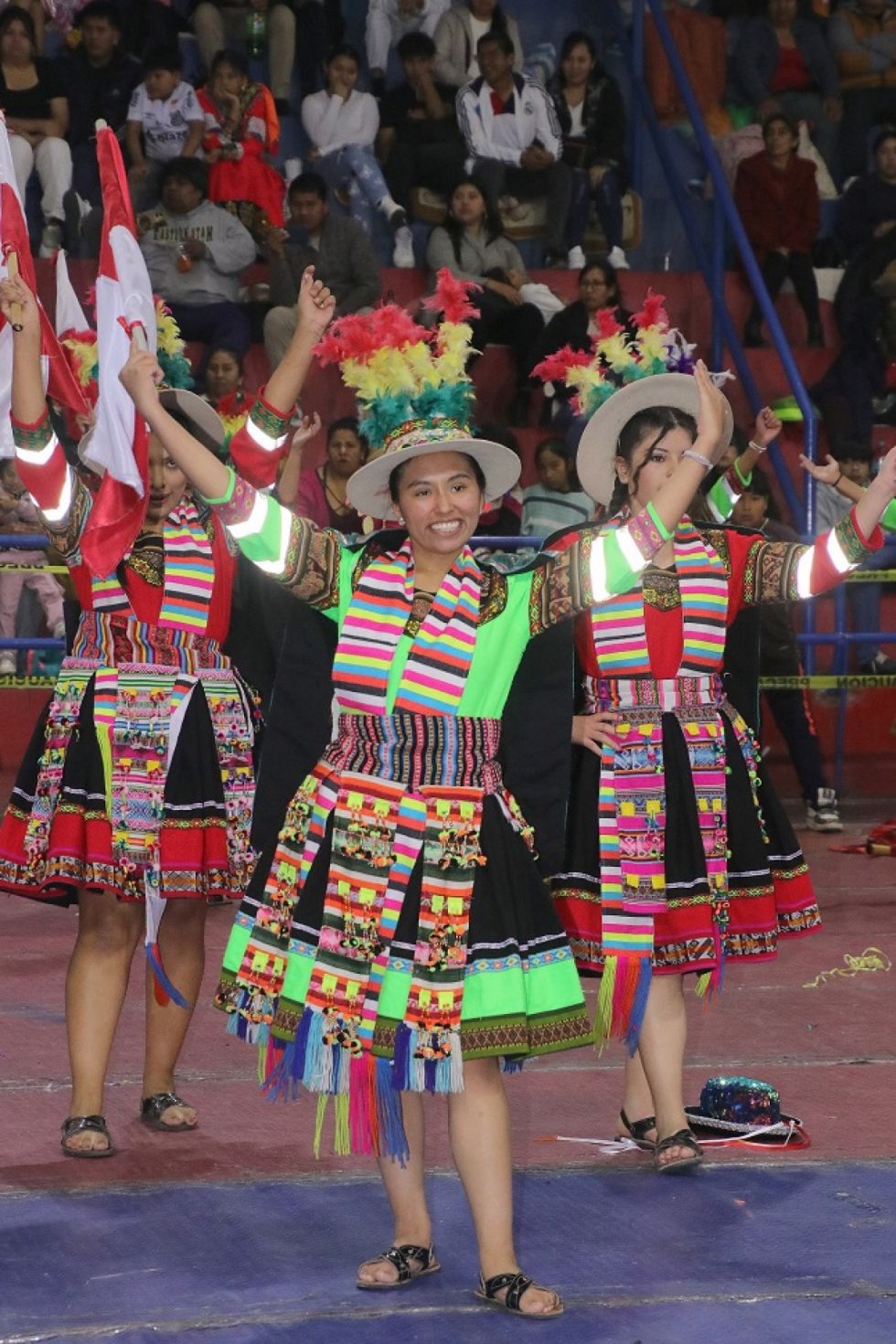 Festival de Danzas de la Unidad Educativa María Laura Justiniano 2