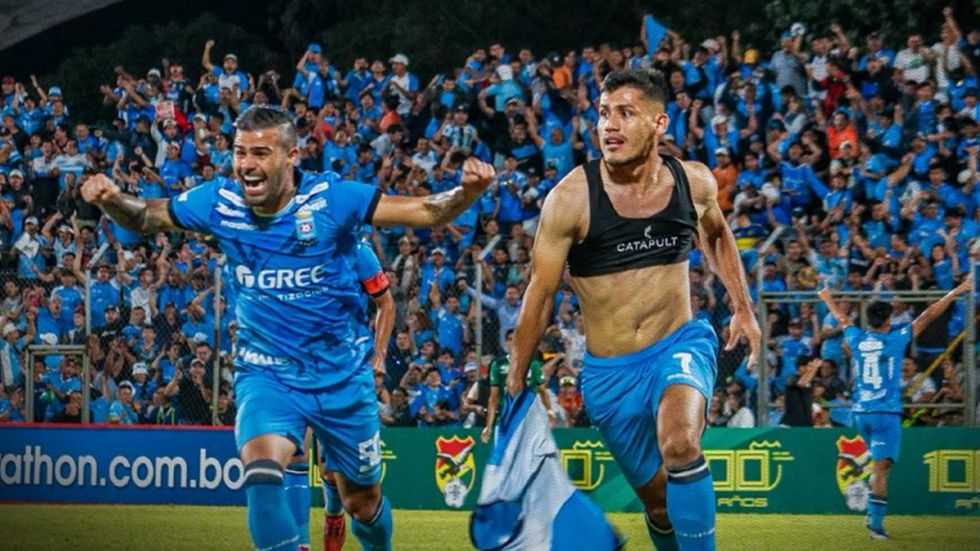 Blooming se adjudicó junto a su gente el clásico cruceño