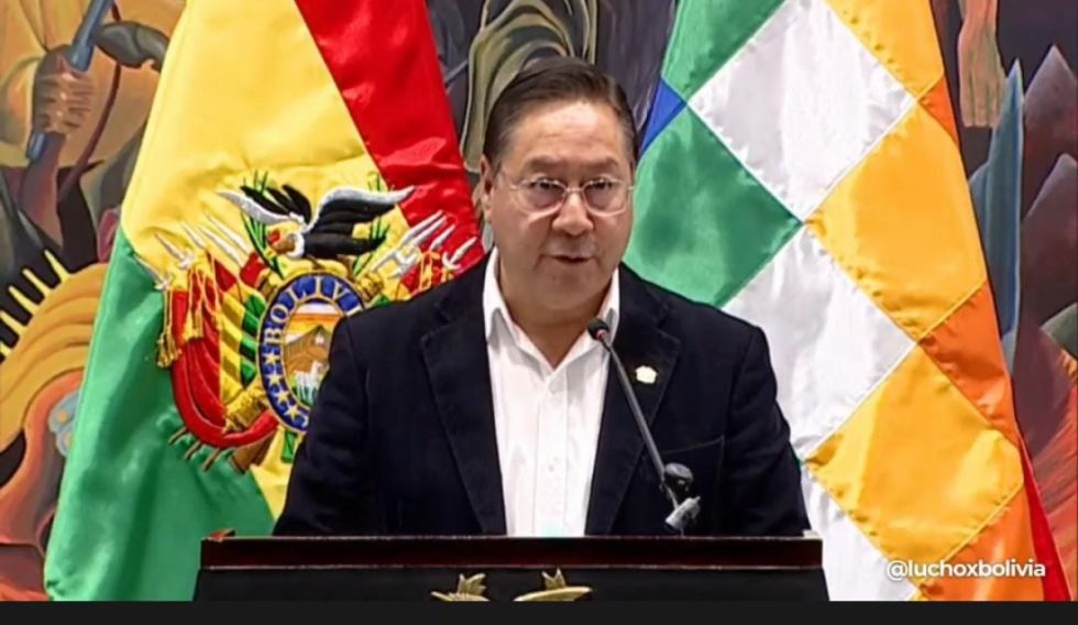 Denuncias de corrupción: Arce defiende inocencia de sus hijos y promete quedarse en Bolivia