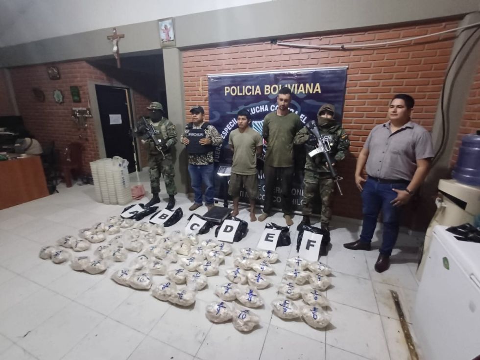 Incautan 58 kilos de pasta base en Cochabamba