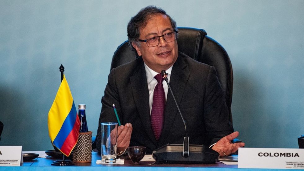 Para Petro, Colombia "debe salir" de la OTAN