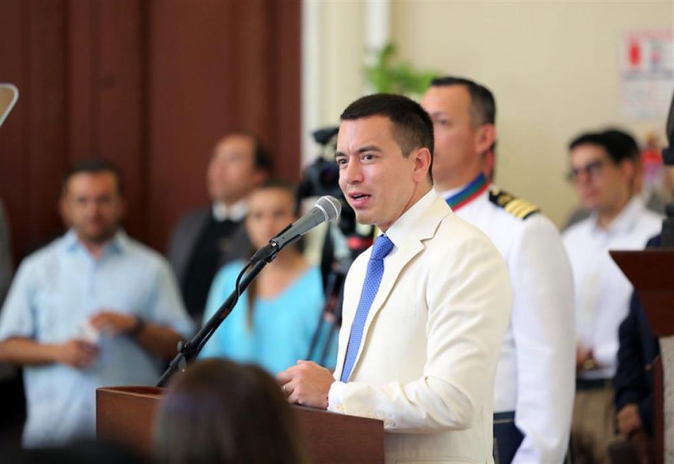 Ecuador: Noboa justifica despido de funcionarios