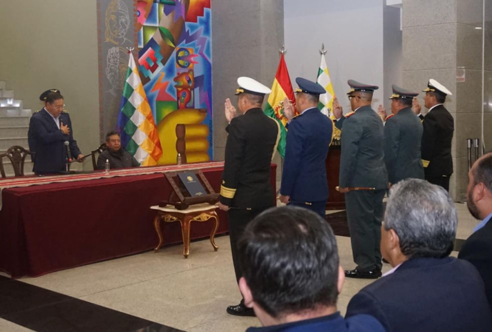 Cambio de alto mando