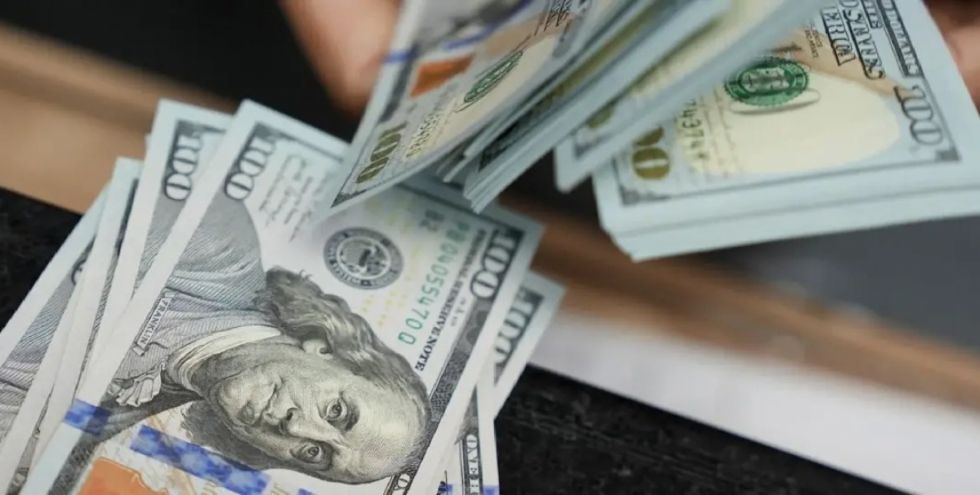 Bloomberg: Tras primera vuelta, repunta el valor de los bonos bolivianos en dólares