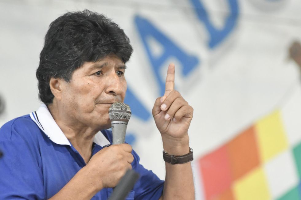 Evo: Liberación de Camacho y Pumari es parte de un acuerdo entre Arce y la oposición