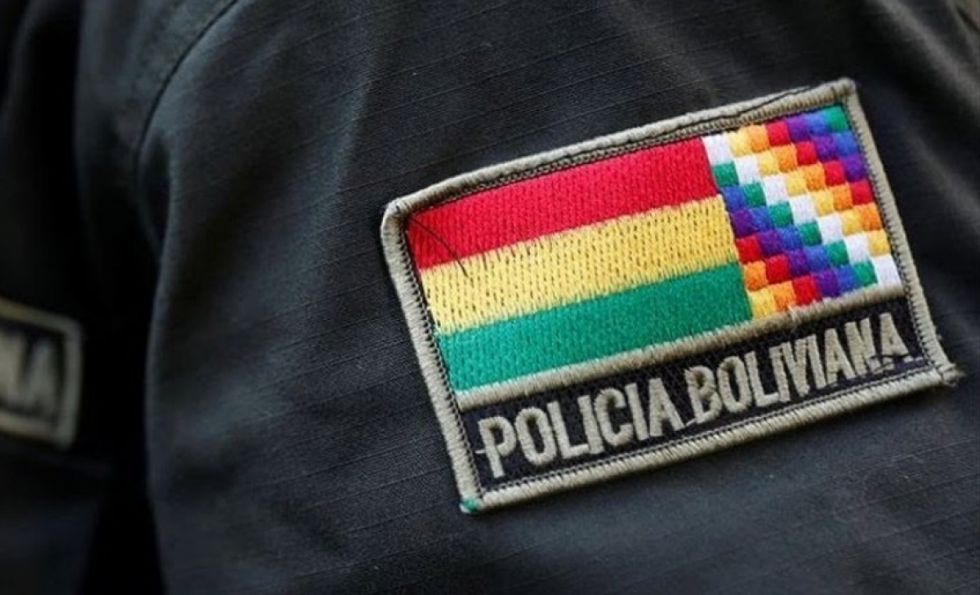 Imputan a policía que tenía material pornográfico, incluido de menores de edad