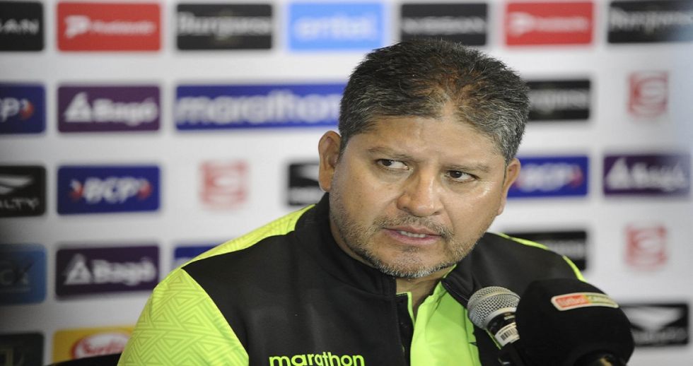 Óscar Villegas: “En el segundo tiempo resignamos el partido”