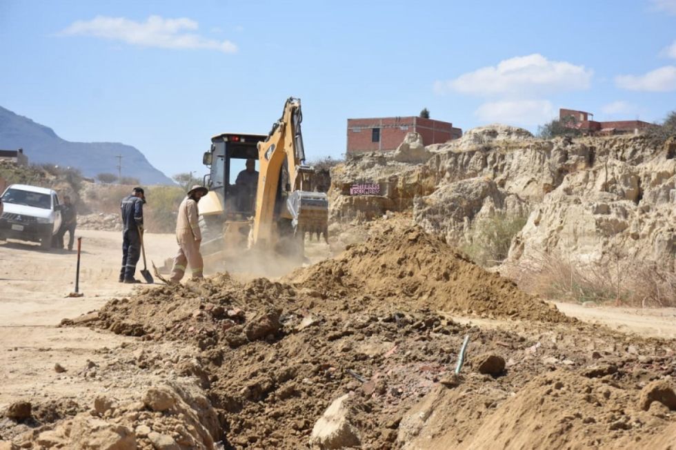 Construyen sistema de alcantarillado en el barrio 27 de Mayo