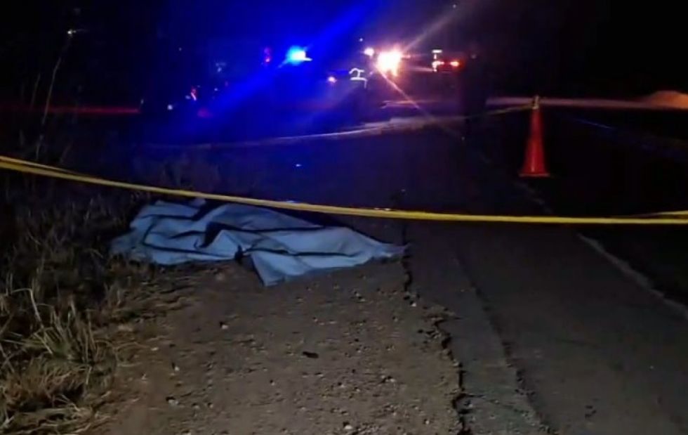 Hombre muere atropellado en la ruta hacia El Valle, el conductor se dio a la fuga