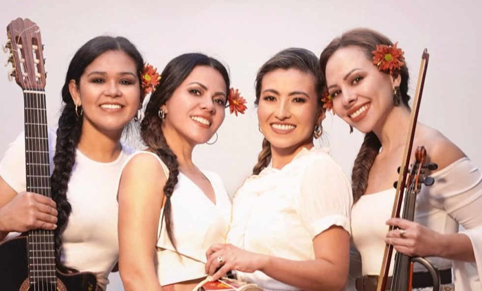 33. Las Churas