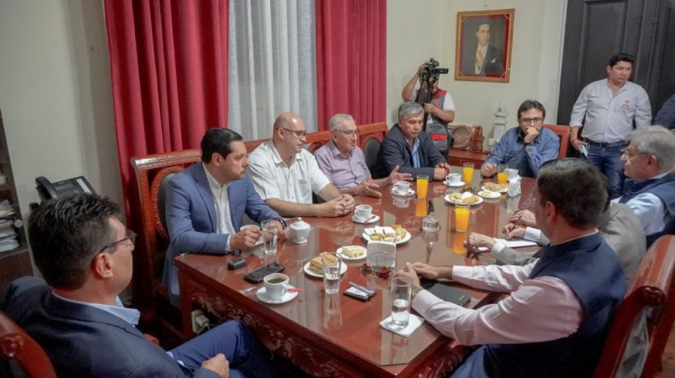 La Alcaldía gestiona apoyo de la India al sector lechero 