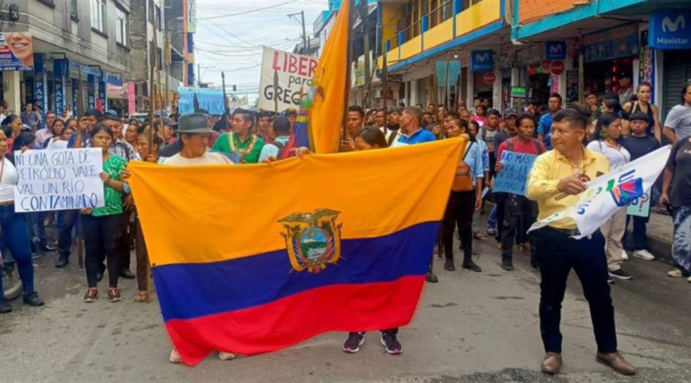 Ecuador: Indígenas se mantienen en resistencia