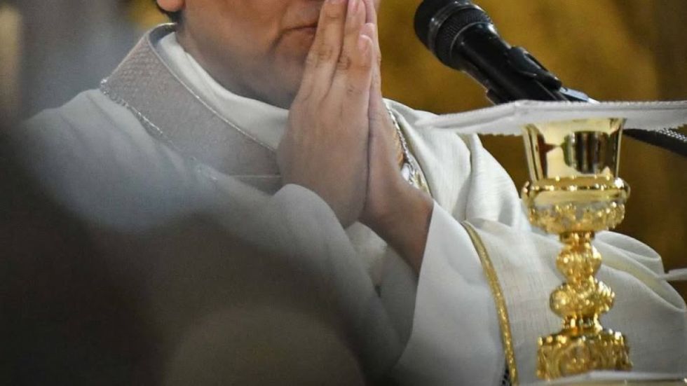 Bolivia espera la extradición de un excura uruguayo acusado de abusar de 30 niños 