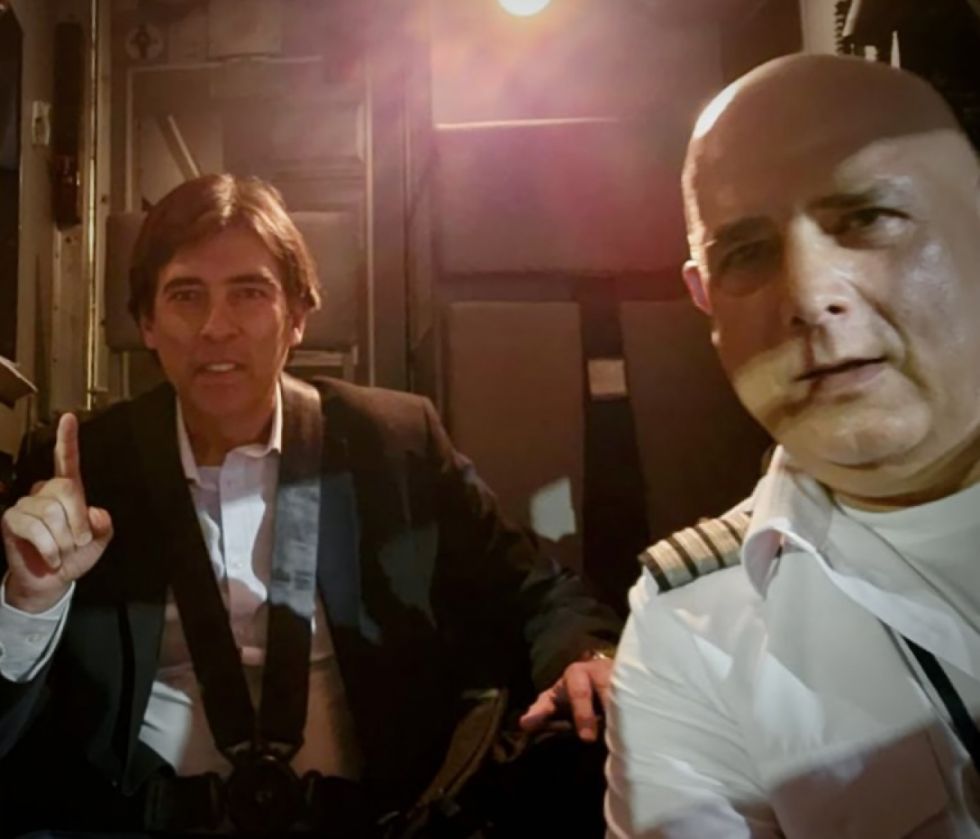Ministro conversa con los pilotos de BoA