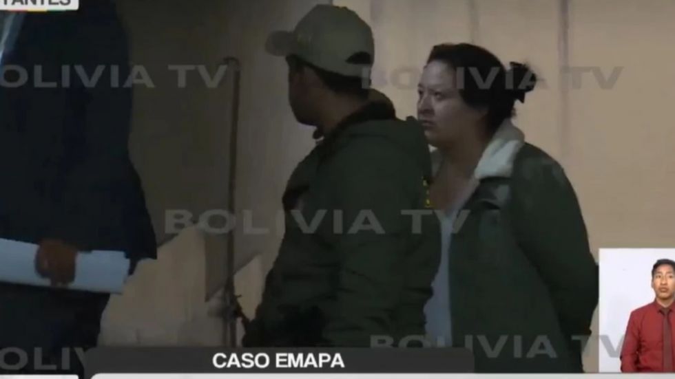 Envían a la cárcel a la esposa del exgerente de Emapa 