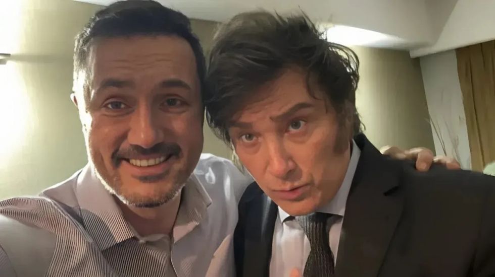 Renuncia el ministro de Defensa de Argentina