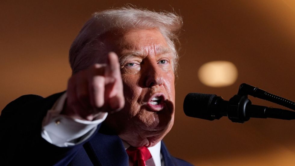 Trump: "Acabamos de incautar un petrolero en las costas de Venezuela"