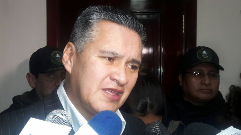 Eduardo León cuestiona pedido de libertad de Arce: “Busca salir y fugar del país”